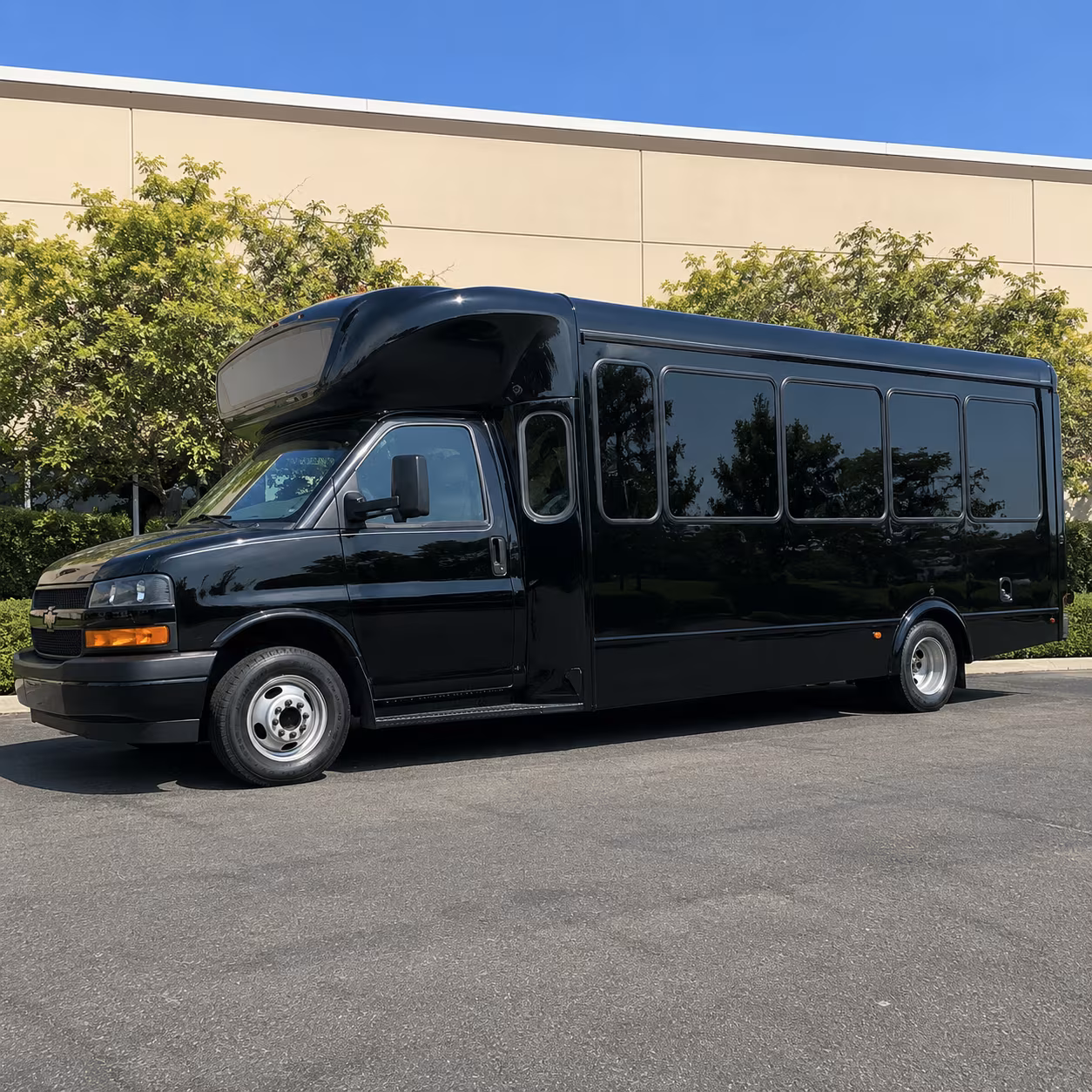 Jacksonville Homecoming & Prom Party Bus Rentals